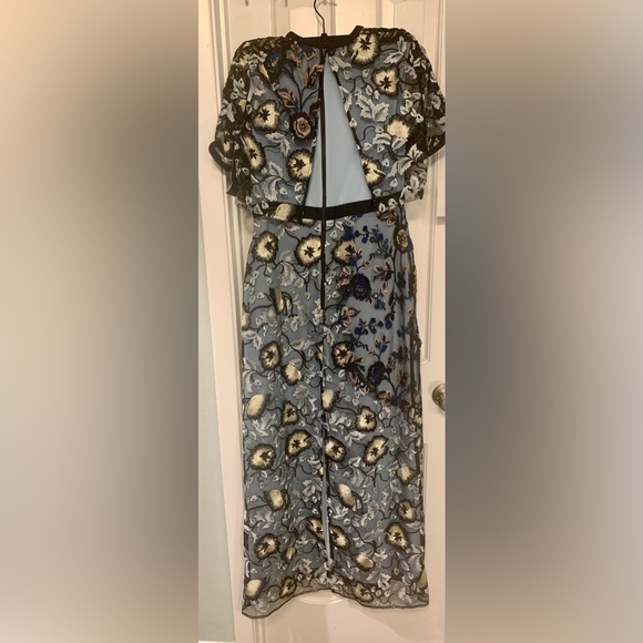 NWT SelfPortrait Blue & Gold Lace Ankle-Length Evening Gown W/Cape top - Picture 5 of 10